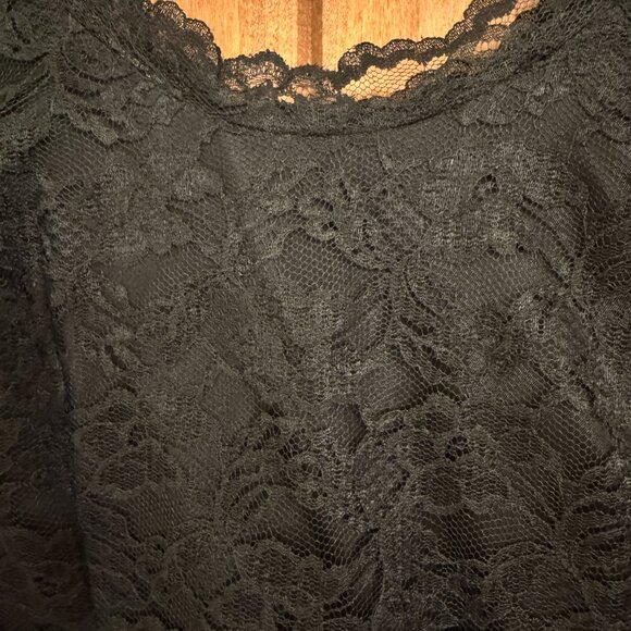 Women’s Cocktail Black Dress with Lace, Size 7 - Picture 4 of 5